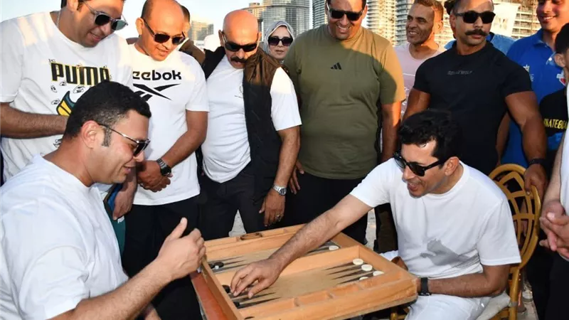 وزيرا الرياضة والإسكان.. حكاية صورة استفزت الزملكاوية بعد سحب أرض أكتوبر
