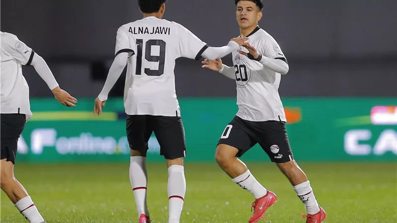 أحمد الكاس يعلن تشكيل منتخب الناشئين لمواجهة عمان بكأس الخليج 