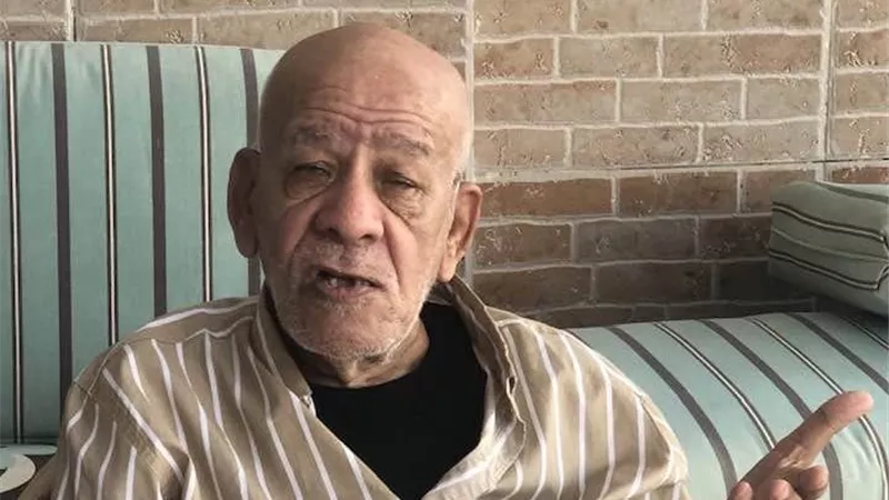 إطلاق اسم فاروق عبد الخالق على قاعة المركز الصحفي بمهرجان الإسكندرية السينمائي