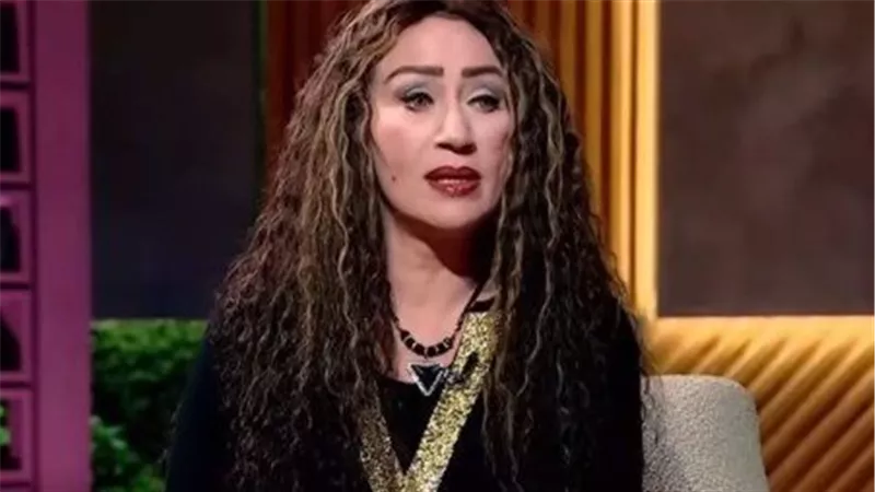 خاص| إيناس مكي عن قلة أعمالها: «الأدوار الرئيسية تذهب للفنانات الأقل مني موهبة»