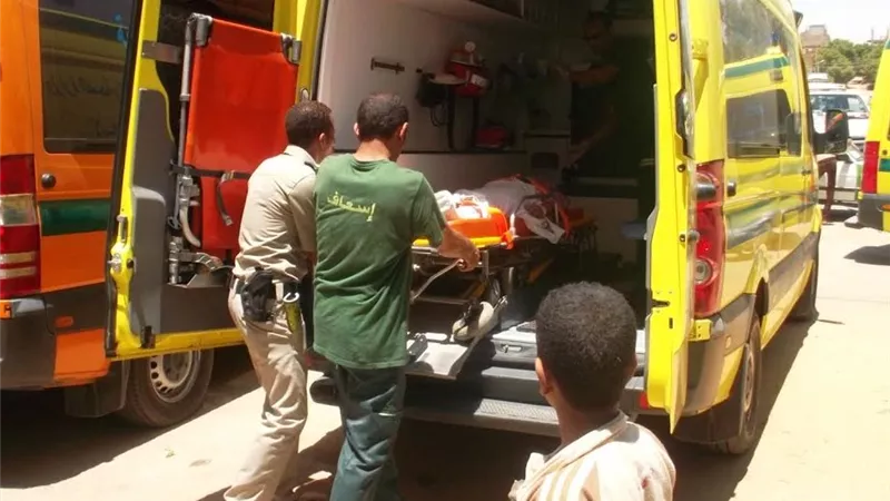 إصابة 7 أشخاص في حادث تصادم بجوار مقابر أخميم شرق سوهاج | بالأسماء