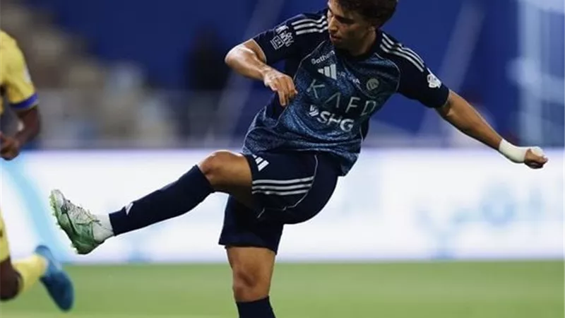 النصر يسحق التعاون في الدوري السعودي.. «هاتريك فيلكس وهدف لرونالدو»