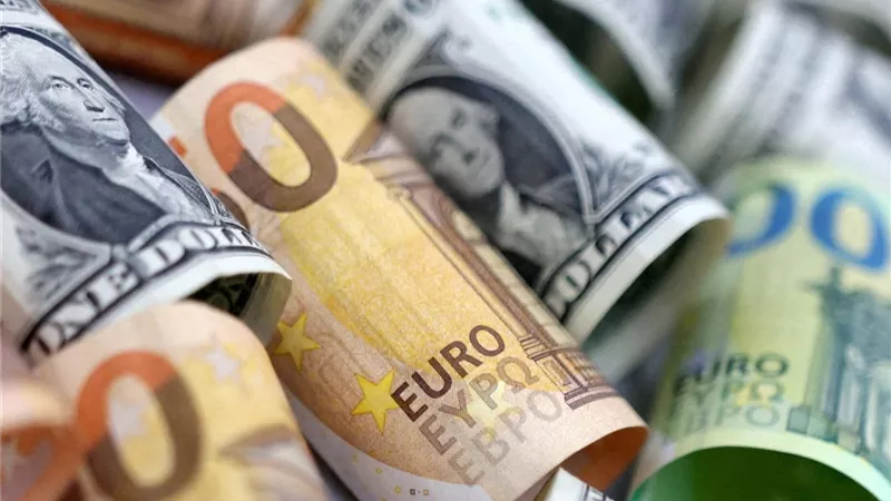 قبل ساعات من اجتماع البنك المركزي.. تعرف على أسعار العملات فى البنوك