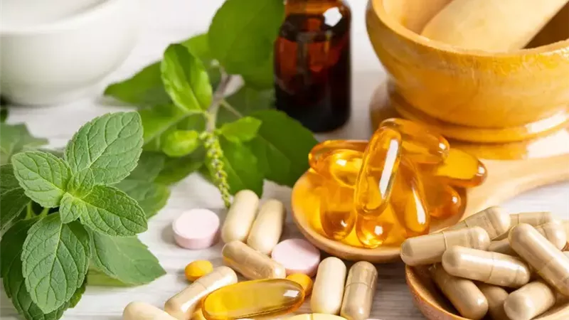 5 أشياء يجب معرفتها قبل شراء وتناول المكملات الغذائية