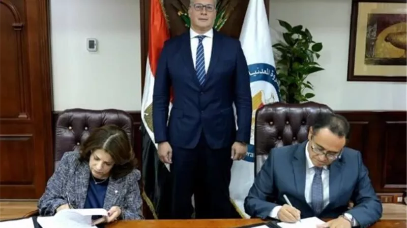 استثمارات بـ340 مليون دولار.. 4 اتفاقيات للتنقيب عن البترول والغاز بالمتوسط والدلتا