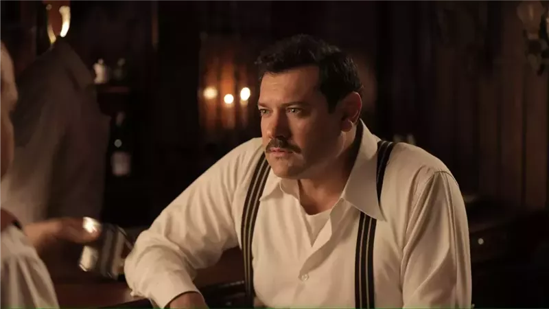 عمرو يوسف بالمركز الأول وكريم عبد العزيز في آخر القائمة بإيرادات السينما 