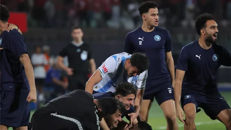 بيراميدز يفوز على الأهلي بثنائي قاسية بالدوري الممتاز 