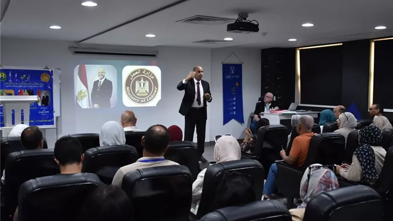 للتعريف بأحكام قانون العمل الجديد.. ندوات توعوية بالإسماعيلية 