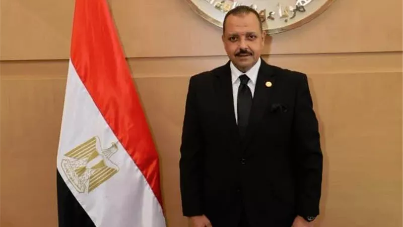رئيس النقابة العامة للمرافق يعلن مضاعفة بدل الغذاء للعاملين بالكهرباء