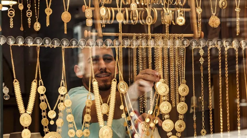 خسائر 160 جنيهًا.. تراجع مفاجئ في أسعار الذهب بأسواق الصاغة 