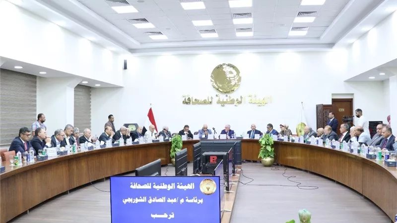  تطوير المحتوى والخطاب الإعلامي بحضور شيوخ المهنة وكبار الكتاب