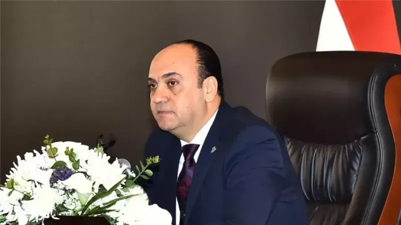 لماذا لا يُعرض قرار تجديد رئيس الرقابة الإدارية على البرلمان؟| تفاصيل
