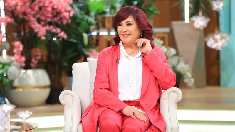 وفاة شقيق الفنانة شيرين.. والجنازة بمسجد السيدة نفيسة غدا