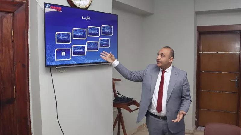 بني سويف تبحث تطوير نظام إلكتروني متكامل لربط إدارات الديوان العام