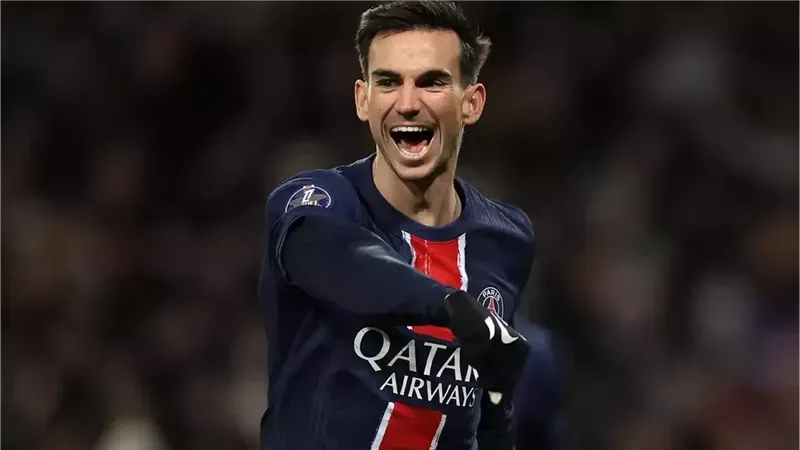منتخب إسبانيا يعلن إصابة فابيان رويز واستبعاده من معسكر سبتمبر 