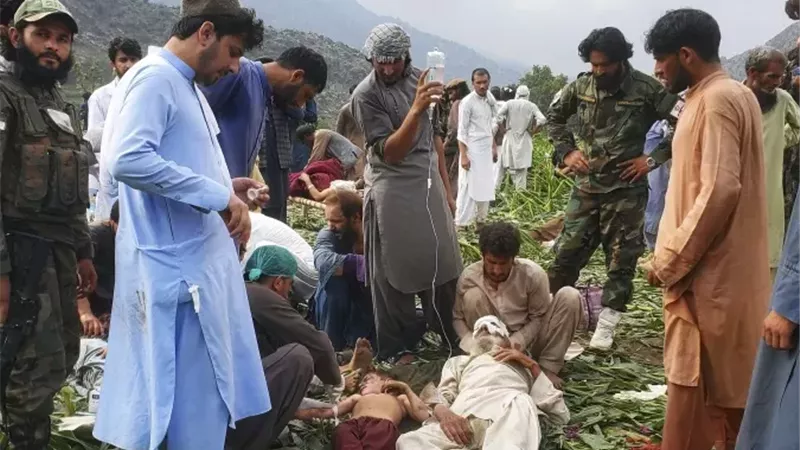 1200 قتيل وآلاف الجرحى.. ضحايا زلزال أفغانستان حتى الآن