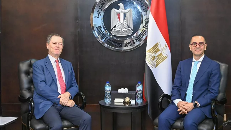الخطيب: مصر حريصة على جذب الاستثمارات الإسبانية وتوسيع التعاون المشترك