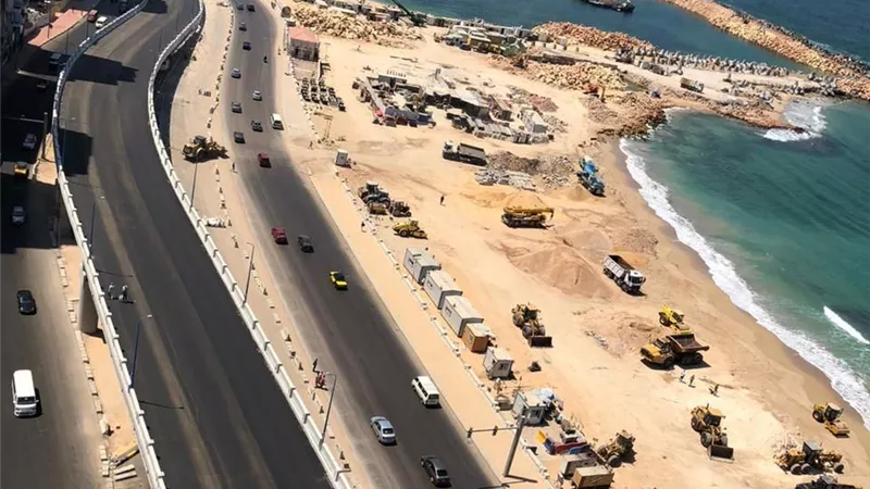 كيف يكون كورنيش الإسكندرية بعد تطوير كوبري محمد نجيب؟.. صورة تكشف التحول 