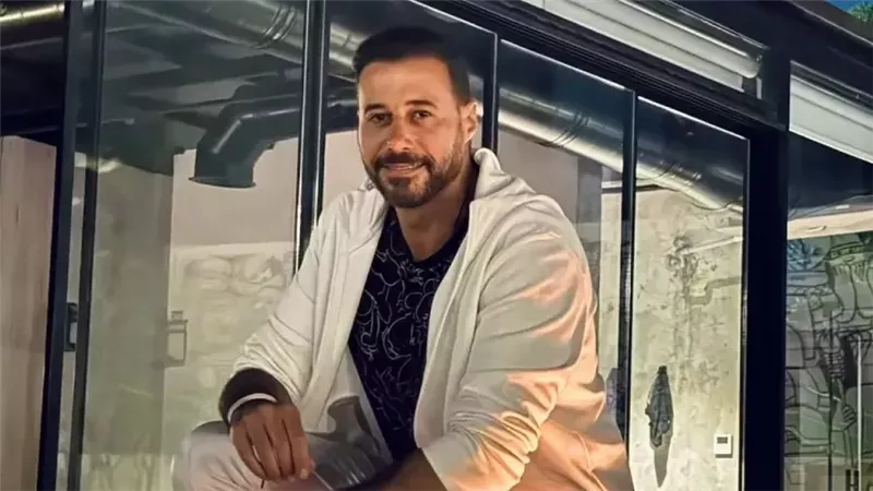 أحمد السعدني: لجأت لطبيب نفسي بعمر الـ 16 عاماً بسبب تجربة عاطفية 