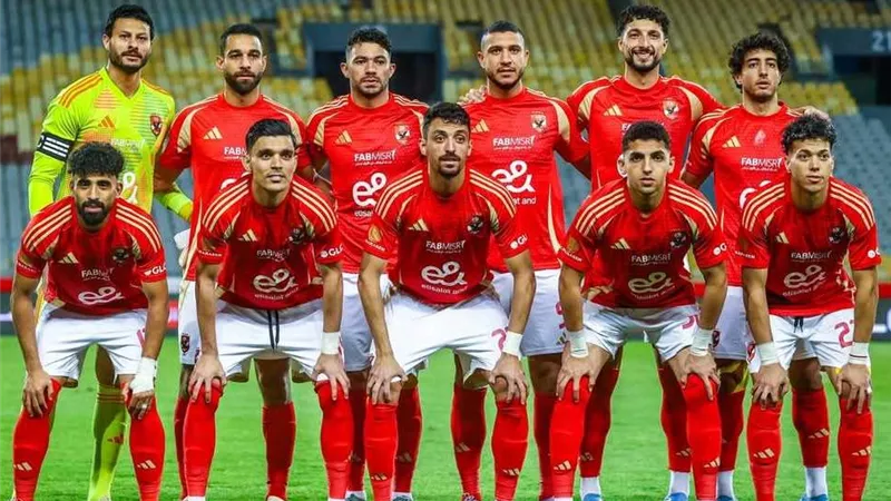 الأهلي يكشف حقيقة التفاوض مع مدرب بالميراس البرازيلي