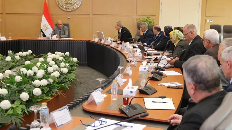  وزير الكهرباء يتابع تنفيذ خطة الصيانة وكفاءة التشغيل ودعم وتطوير الشبكة الموحدة 
