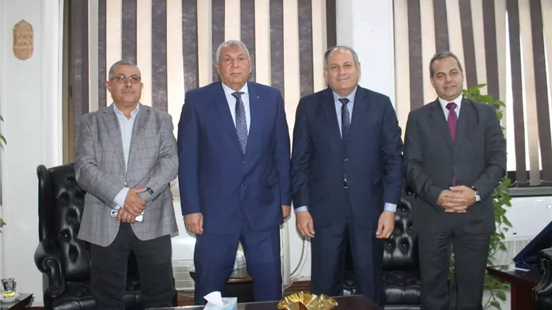 تفاصيل لقاء محافظ الوادي الجديد مع رئيس مركز البحوث الزراعية