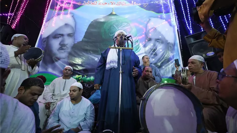 الأقصر تحتفل بالمولد النبوي.. من ليالي إسنا الصوفية إلى مشاركة المحافظ 