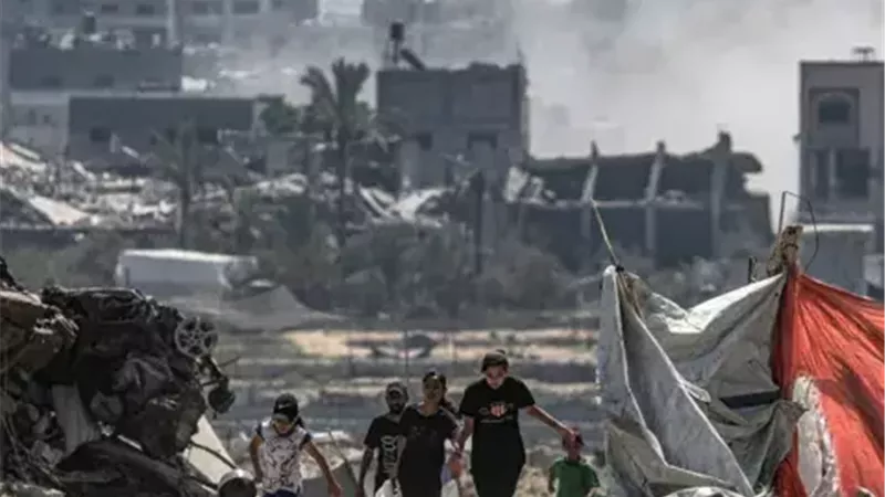 برلماني يدين تصريحات نتنياهو حول تهجير الفلسطينيين ويؤكد: مصر لن تشارك في تصفية القضية