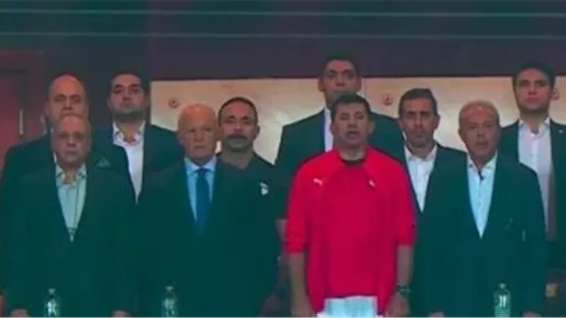 أشرف صبحي يدعم منتخب مصر بقميص الفراعنة أمام إثيوبيا