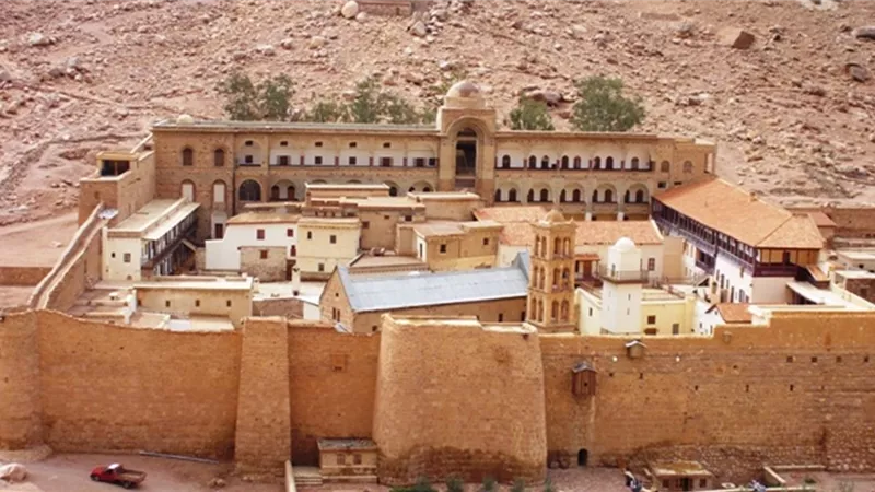 دير سانت كاترين يستقبل الزوار مجددًا بعد توقف مؤقت