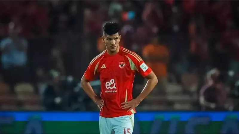 إصابات أشرف داري ..هل الأهلي في التخلص من اللاعب الزجاجي ؟