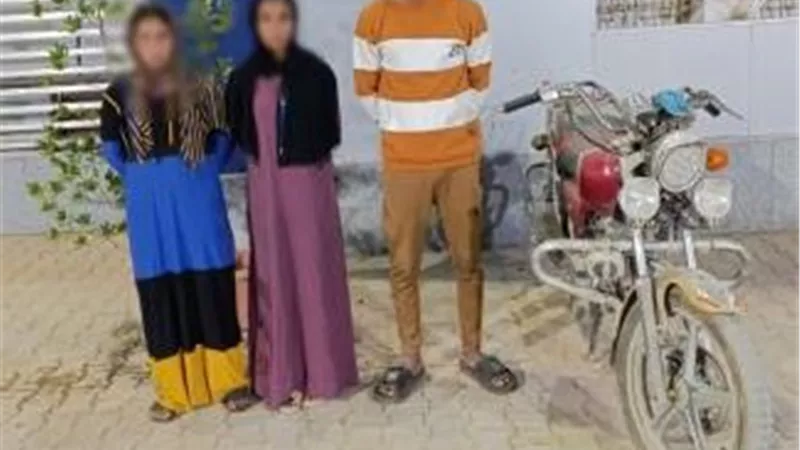 عقب تداول فيديو.. ضبط قائد دراجة نارية وفتاتين لتعديهم على المواطنين بسوهاج