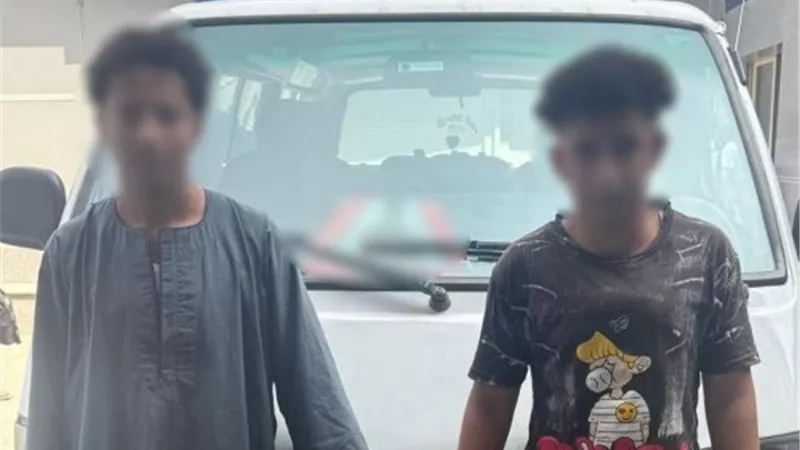 ضبط قائدى سيارتين ميكروباص متهمين بالتعدي على آخر بالقاهرة 