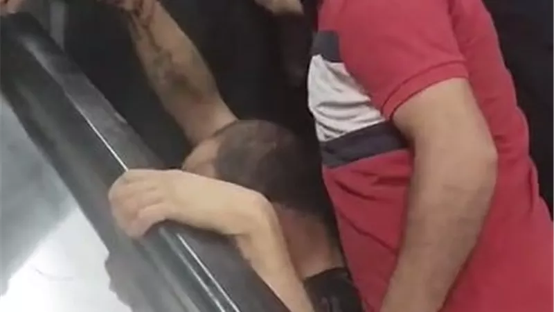 أسفر عن إصابات.. أزمة في مترو مسرة بسبب كرسي متحرك (تفاصيل) 