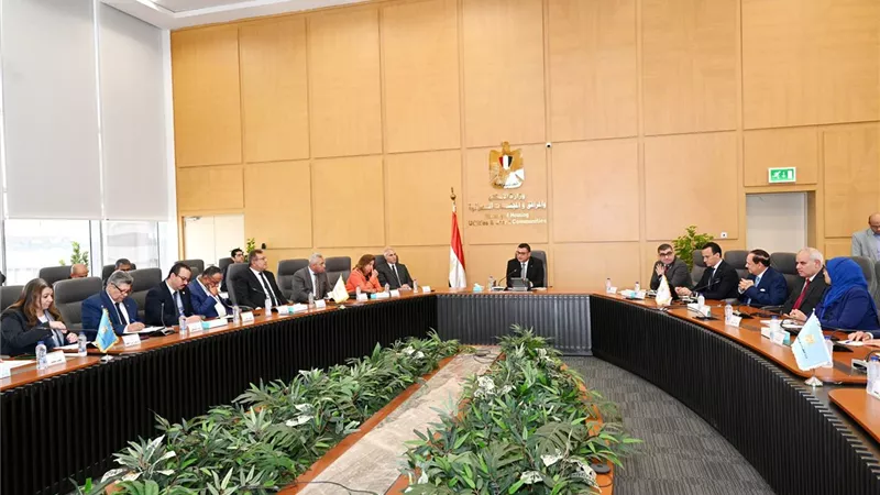 وزير الإسكان يترأس أول اجتماع للمجلس المصري للبناء الأخضر والمدن المستدامة 