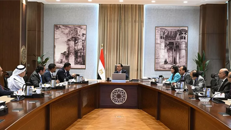مدبولي يستعرض مقترحات لإدارة 