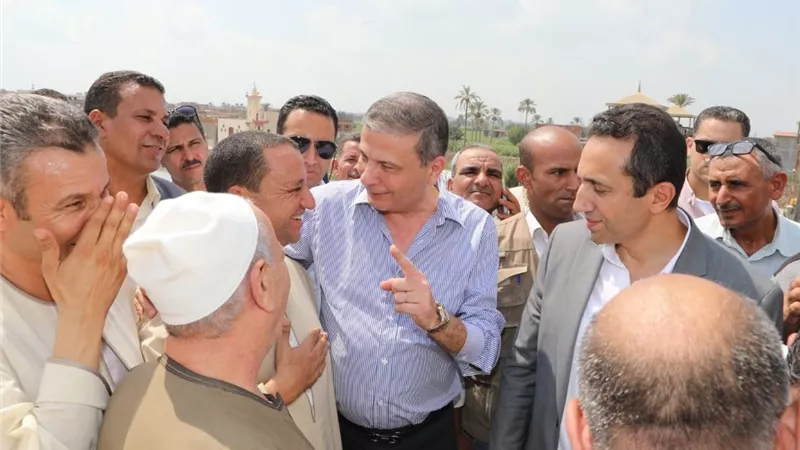 فاروق: «كارت الفلاح» ومبادرات «حياة كريمة» و«البتلو».. دعم حكومي مكثف لتمكين المزارعين