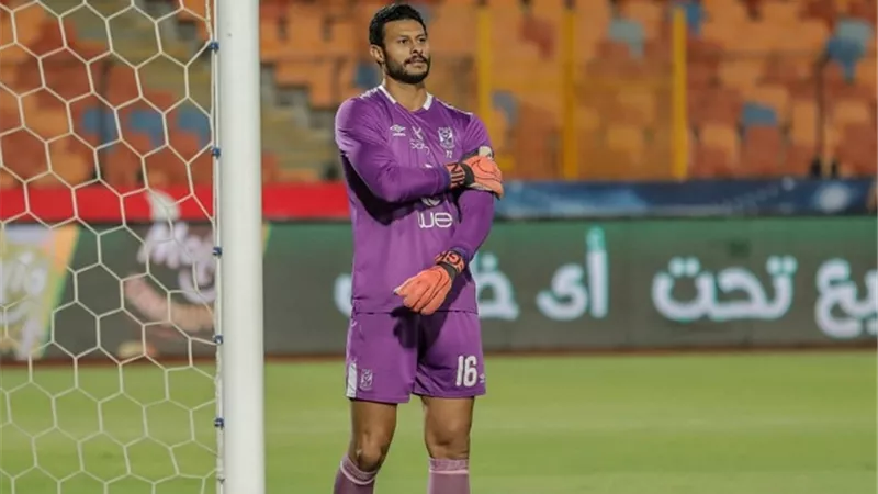 الأهلي يكشف حقيقة عرض الفتح لمحمد الشناوي وموقف النادي من رحيله 