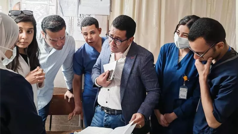 الصحة: فريق الحوكمة والمراجعة الداخلية يتفقد عدة منشآت صحية بمحافظتي سوهاج وقنا