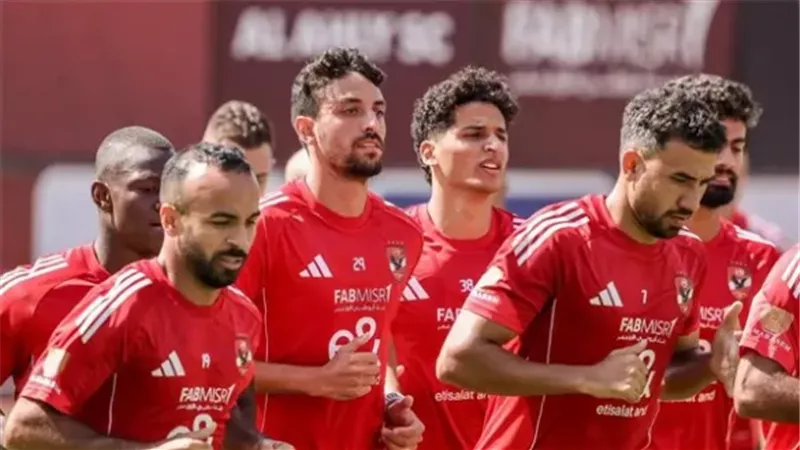 الأهلي يعود للتدريبات الجماعية استعداداً لمواجهة إنبي 