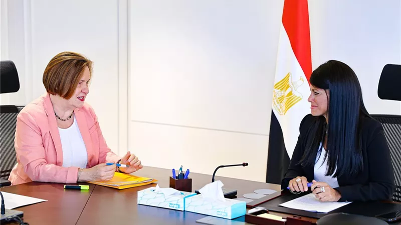 وزيرة التخطيط تستعرض ملامح ومرتكزات 