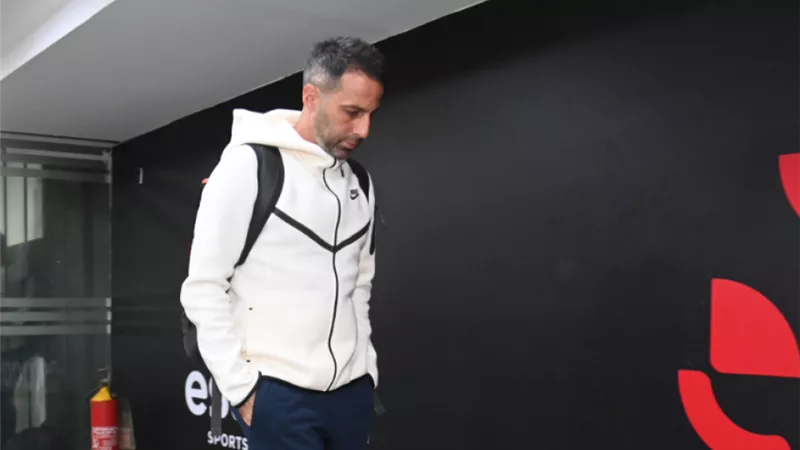 مفاجأة مدوية بشأن عقد الزمالك مع فيريرا