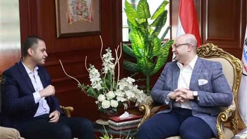 نائب وزير الصحة يبحث مع محافظ بني سويف خطط تطويرالمنظومة الصحية بالمحافظة 
