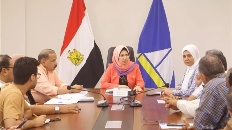 نائب محافظ دمياط تعقد اجتماعًا موسعًا لبحث استكمال مشروعات مياه الشرب والصرف 