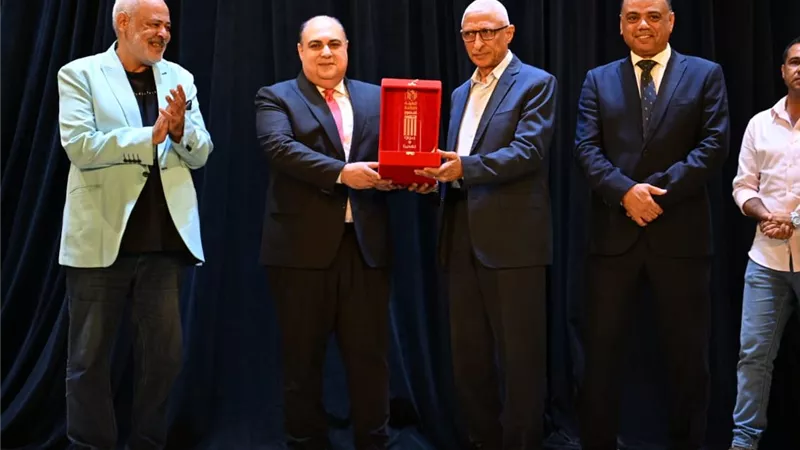 محافظ شمال سيناء ورئيس قصور الثقافة يشهدان ختام الملتقى الثاني للمبدع الصغير