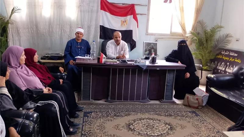 محافظ الشرقية يتابع تفعيل مبادرة 