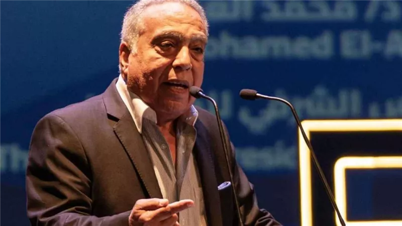 محمد العدل للخطيب: «هل آن للفارس أن يترجل عن جواده ويغمد سيفه ويستريح؟»