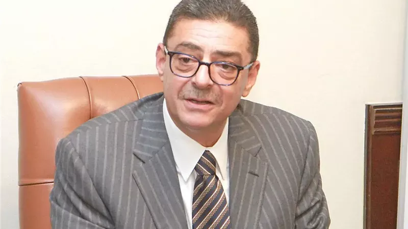 بعد اعتذار الخطيب.. أصوات داخل الأهلي تؤيد ترشيح محمود طاهر لرئاسة الأهلي