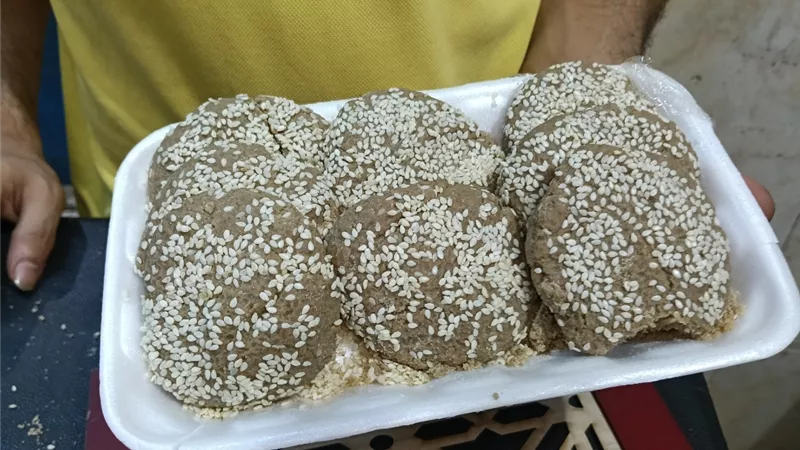 الحلوى المستوية.. تراث أبو كبير المنفرد بالشرقية عن باقي المحافظات تزامنا مع ذكرى المولد النبوي