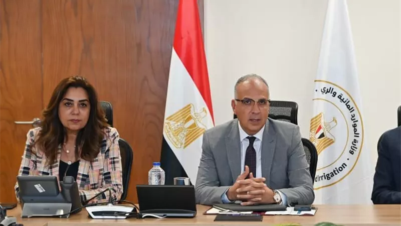 الري: التنسيق مع محافظة الأقصر لوضع مشروعات التطوير في إطار قانوني وتنظيمي